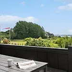 4 Bedroom Gorgeous In *