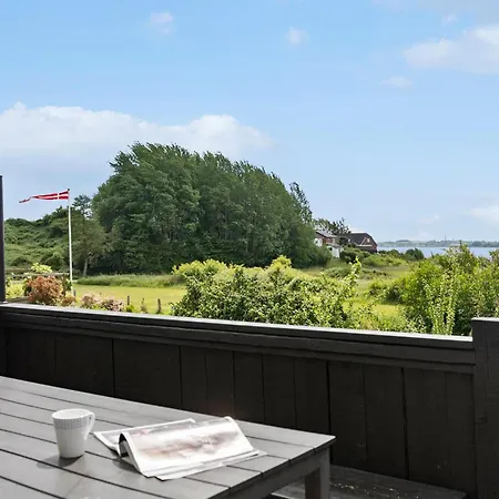 4 Bedroom Gorgeous In *