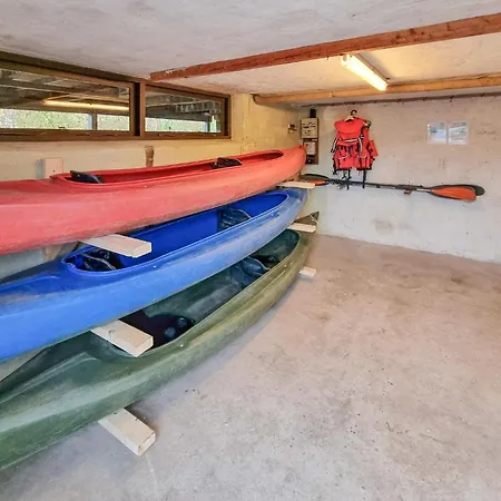 Feriehus 4 Bedroom Gorgeous In *