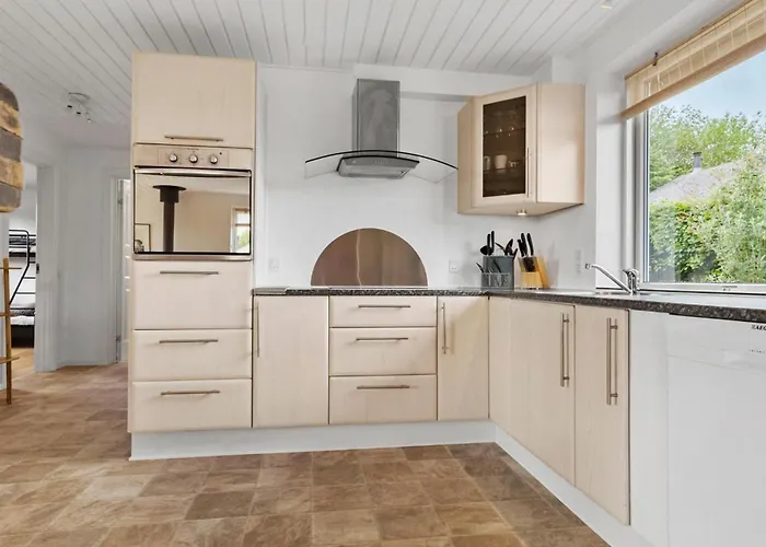 4 Bedroom Gorgeous In Gråsten